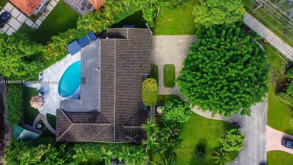 1110 NE 100th St 0, Miami Shores, Flórida 33138, Estados Unidos