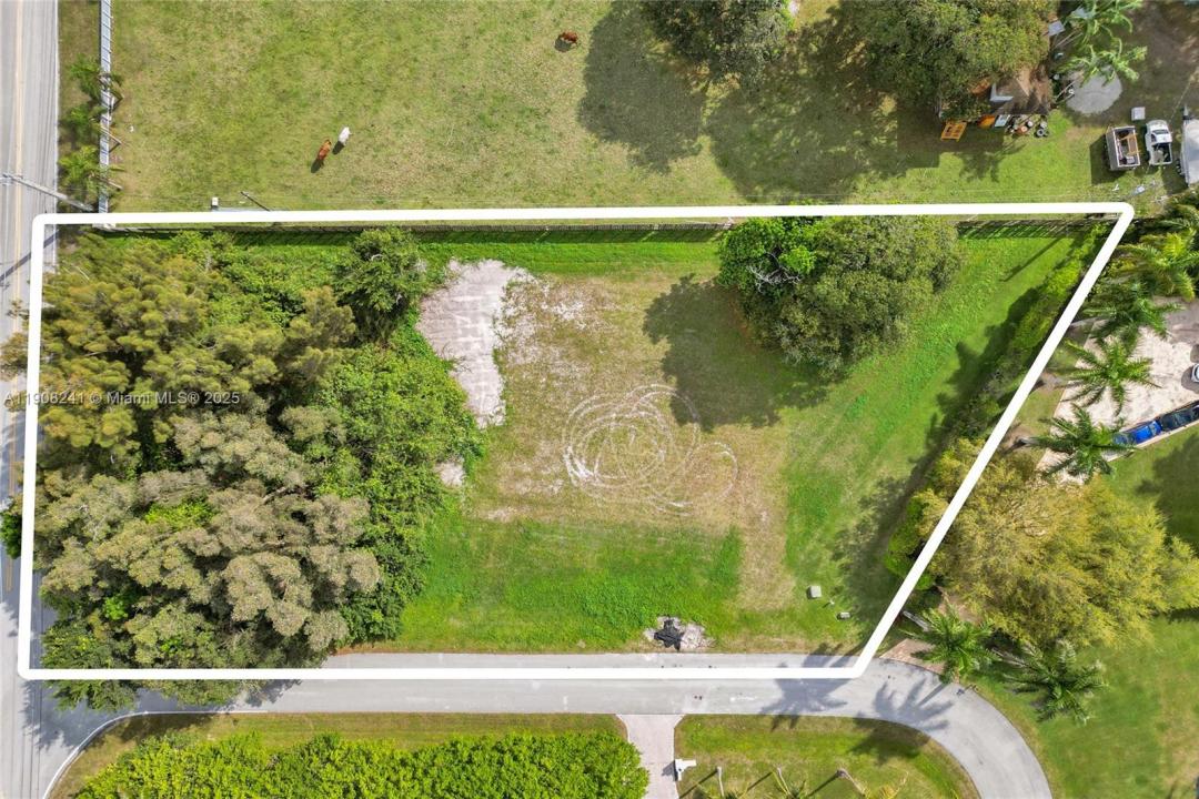 11200 NW 14th St, Plantation, Florida 33323