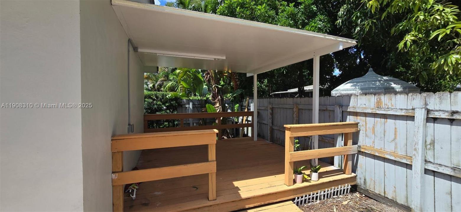 2533 Garfield St C, Hollywood, 佛罗里达州 33020, 美国