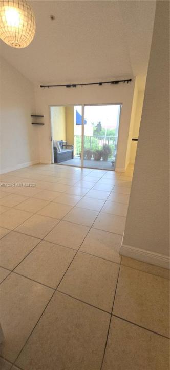 21000 SW 87th Ave 308, Cutler Bay, 佛罗里达州 33189, 美国