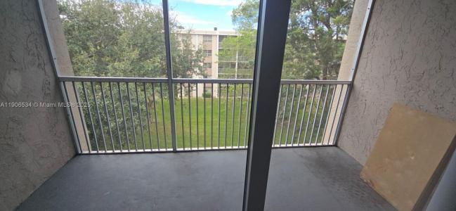 1200 NW 87th Ave 513, Coral Springs, Florida 33071, USA