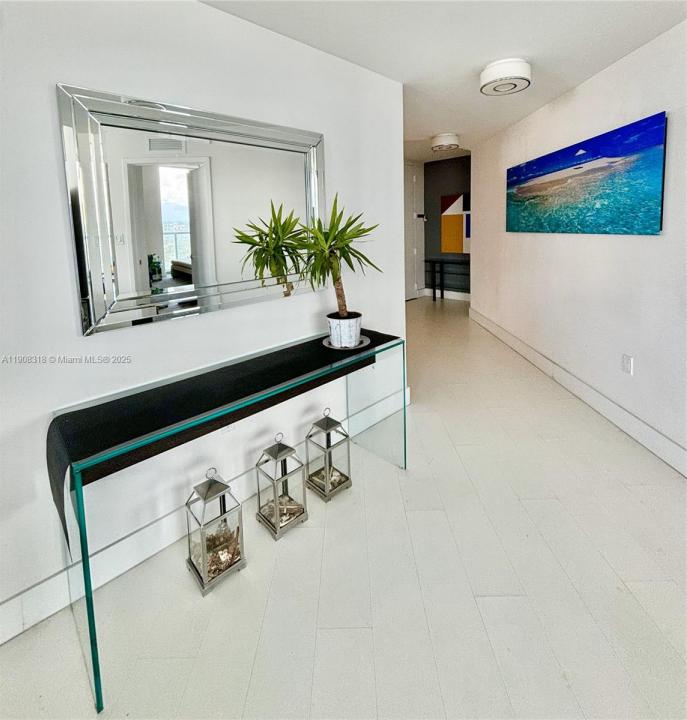 79 SW 12th St 4012-S, Miami, Floride 33130, États-Unis