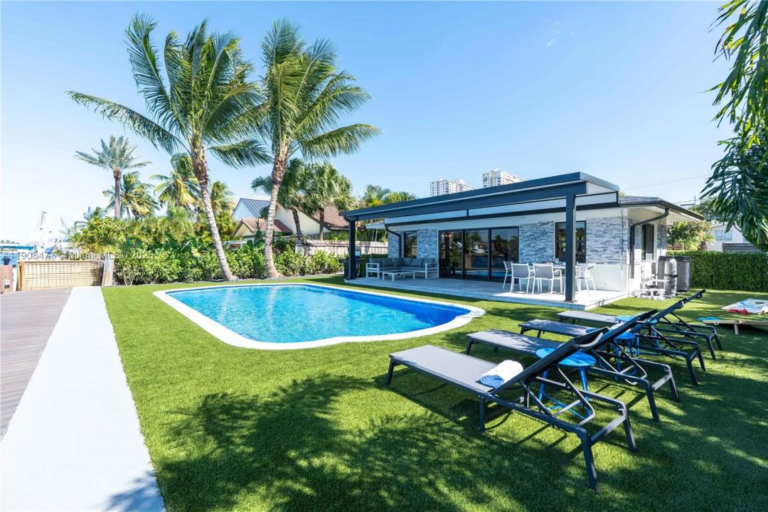 309 S Riverside Dr, Pompano Beach, Флорида 33062, Соединенные Штаты