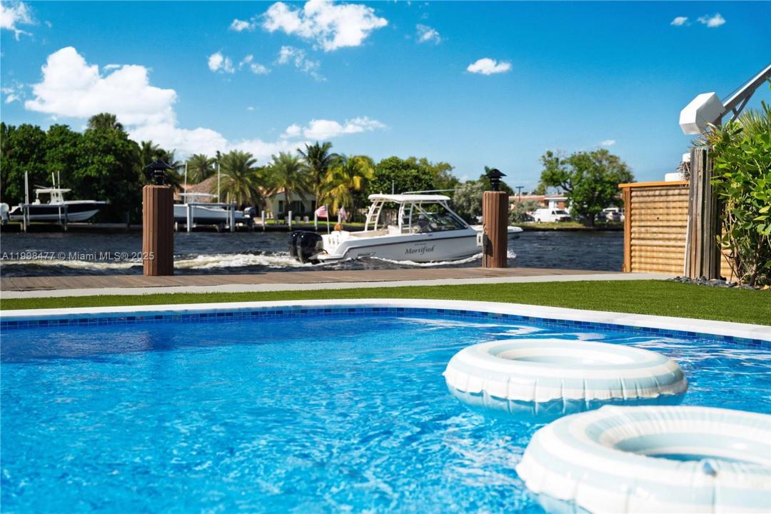 309 S Riverside Dr, Pompano Beach, Флорида 33062, Соединенные Штаты