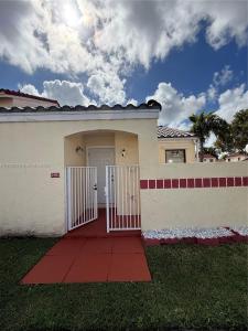 2901 San Remo Cir, Homestead, Florida 33035, USA