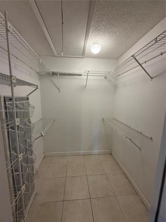 2901 San Remo Cir, Homestead, 佛罗里达州 33035, 美国