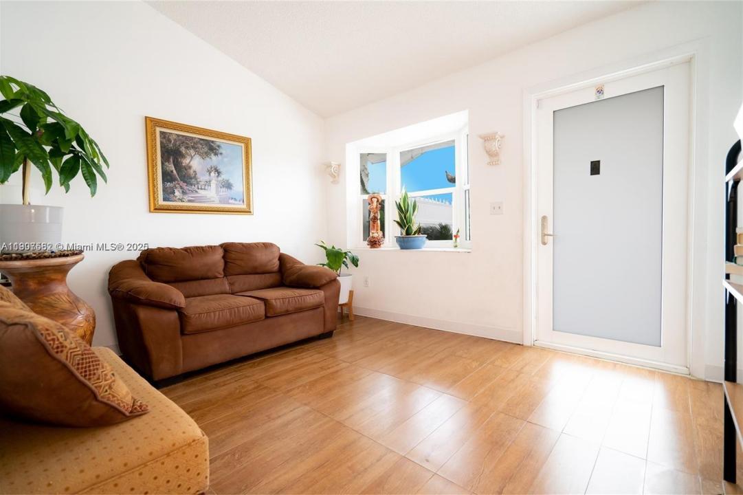 8844 NW 113th St, Hialeah Gardens, Florida 33018, Estados Unidos