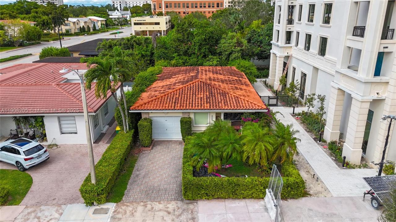 345 Malaga Ave, Coral Gables, Floryda 33134, USA