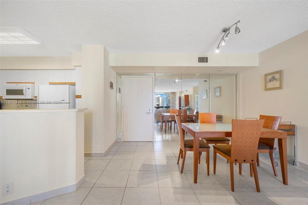 3400 NE 192nd ST 1810, Aventura, פלורידה 33180, ארצות הברית של אמריקה