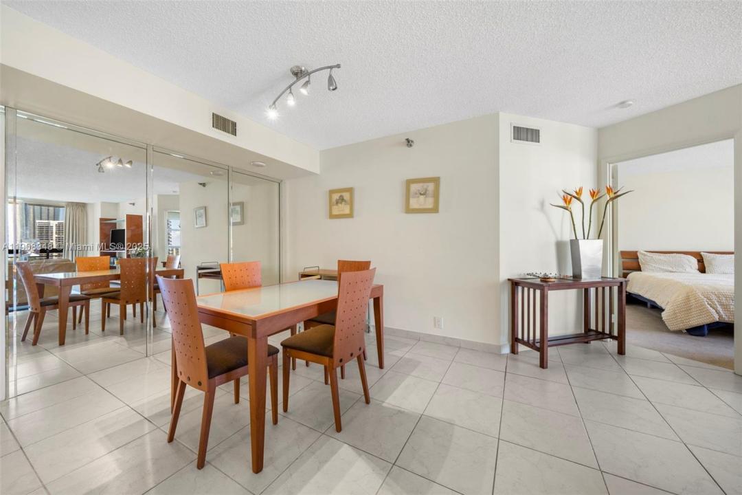 3400 NE 192nd ST 1810, Aventura, פלורידה 33180, ארצות הברית של אמריקה