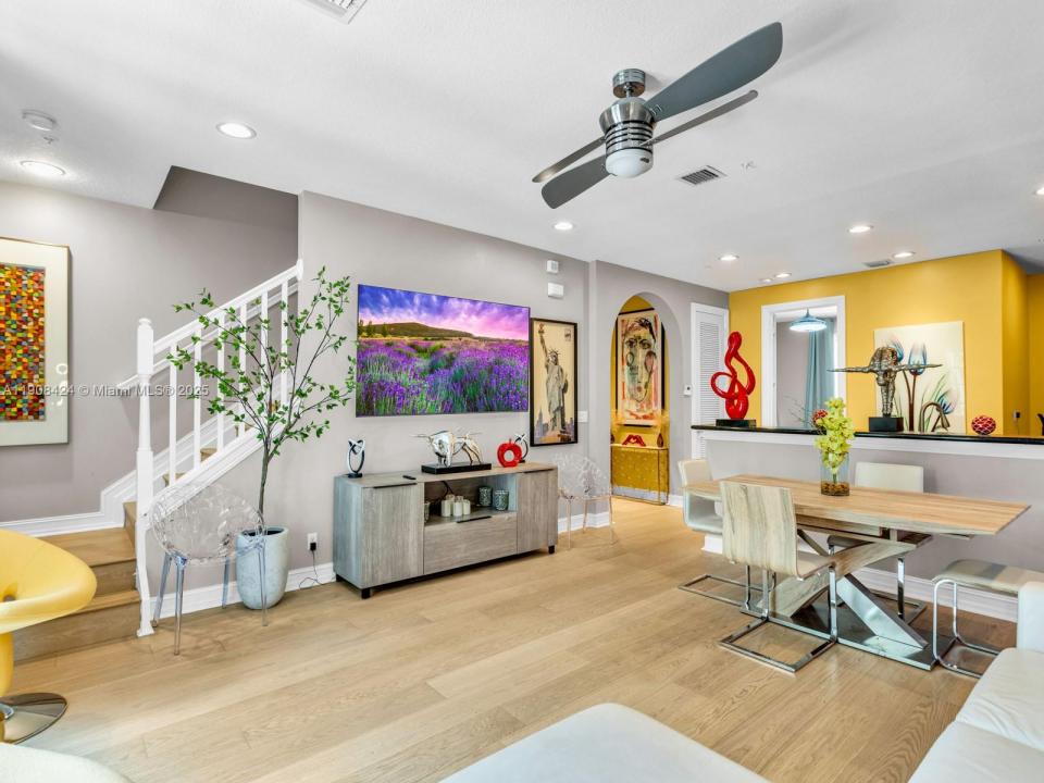 2249 NE 9th Ave, Wilton Manors, Флорида 33305, Соединенные Штаты