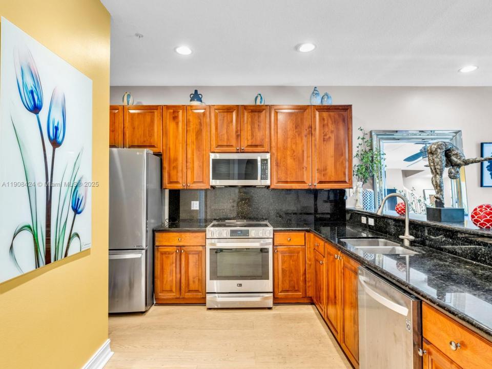 2249 NE 9th Ave, Wilton Manors, Флорида 33305, Соединенные Штаты