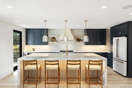 Pacific Beach Dr, San Diego, California 92109