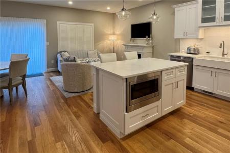 25 Franklin Road 1, East Greenwich, Rhode Island 02818, Amerika Birleşik Devletleri