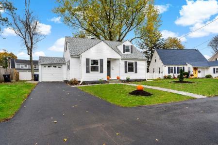 33 Arland Drive, Pawtucket, RI 02861, USA