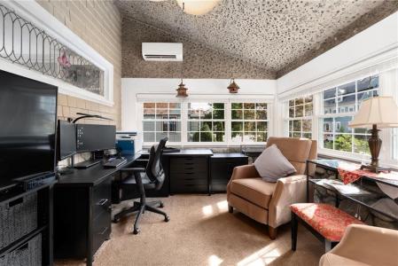 51 Columbia Avenue, Cranston, Rhode Island 02905, USA