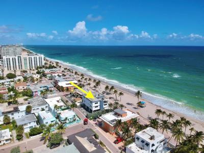 2205 N Surf Rd, Hollywood, Florida 33019