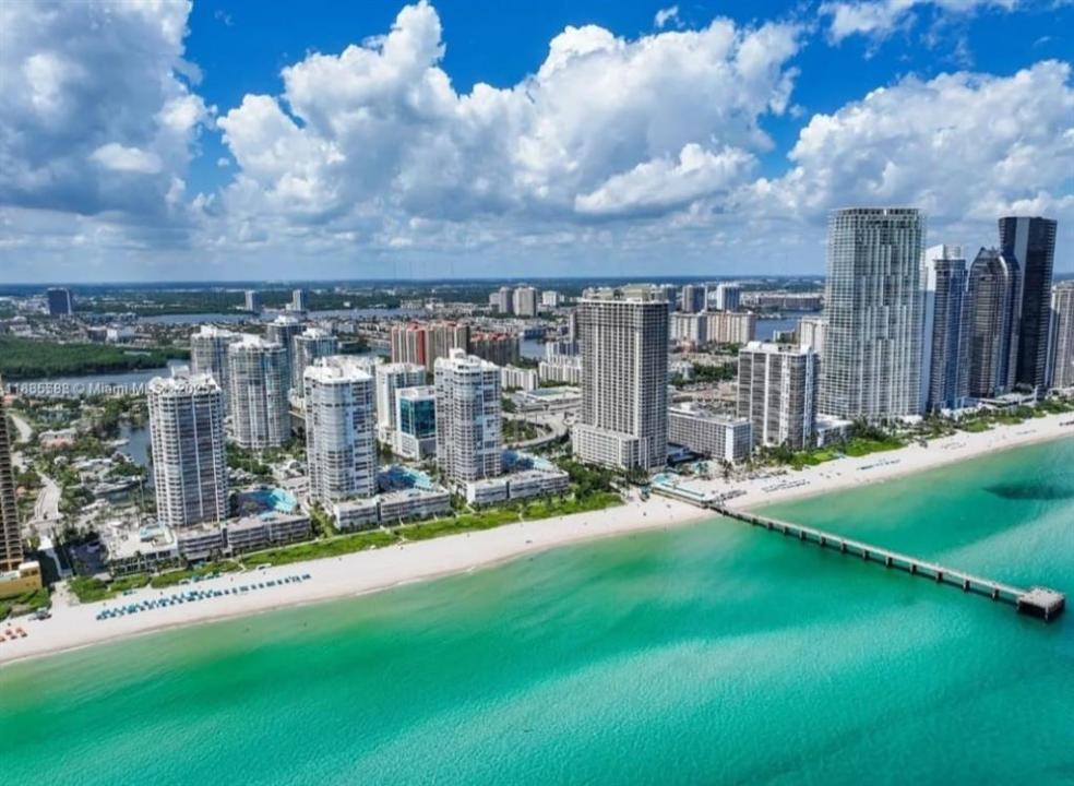 16500 Collins Ave 356, Sunny Isles Beach, Florida 33160, USA