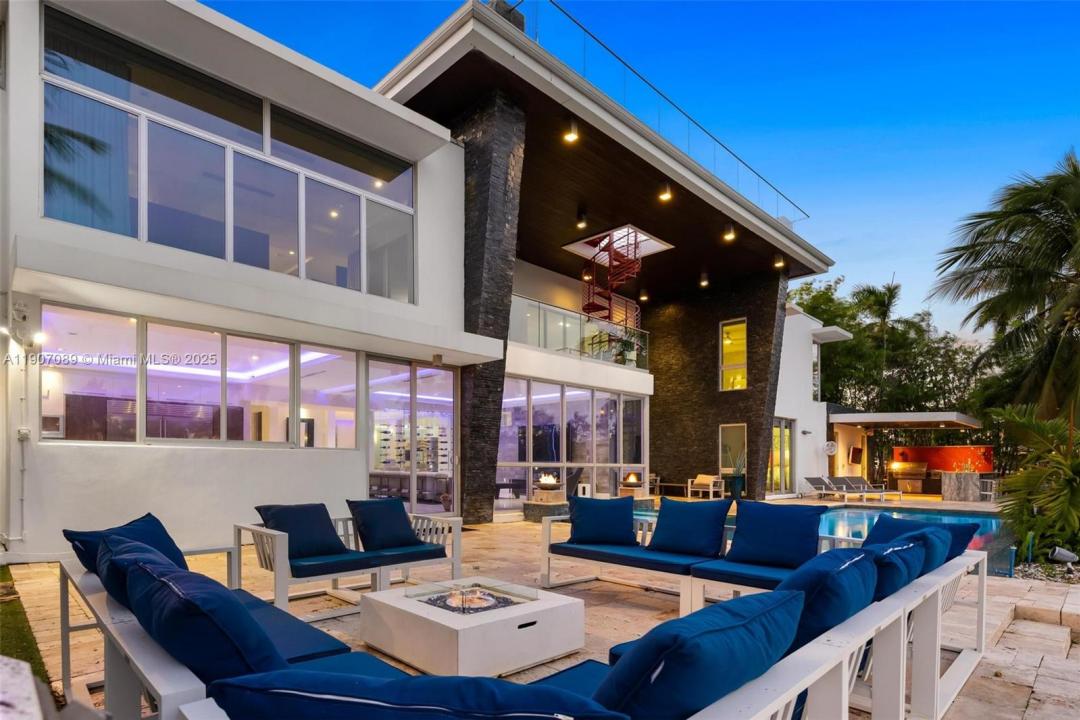 300 Royal Plaza Dr 0, Fort Lauderdale, Florida 33301