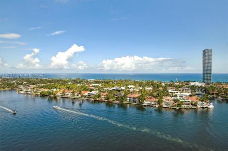 19707 Turnberry Way 20H, Aventura, Florida 33180, USA