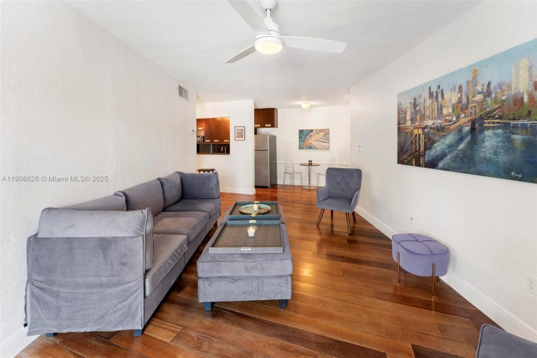 1860 Venice Park Dr 225, North Miami, Flórida 33181, Estados Unidos