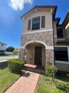 11080 W 32nd Ln 11080, Hialeah, Florida 33018, USA