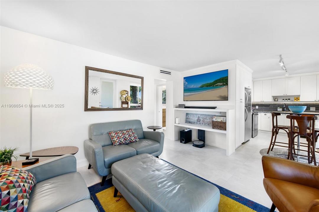 2400 NE 9th St 104, Fort Lauderdale, Floryda 33304, USA