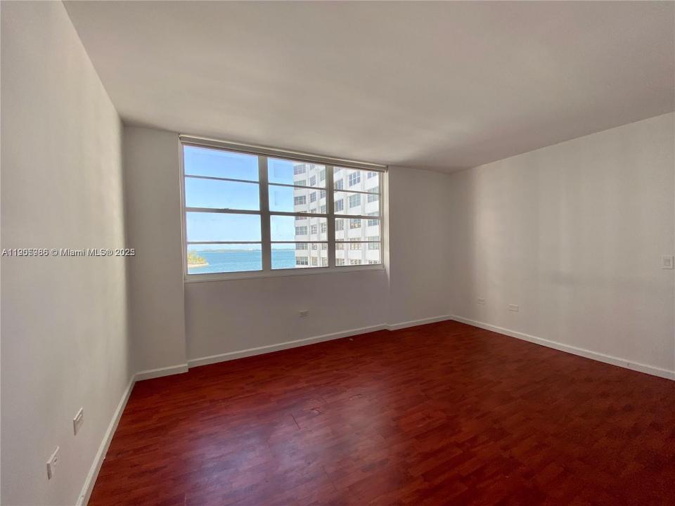 825 Brickell Bay Dr 742, Miami, フロリダ 33131, アメリカ合衆国