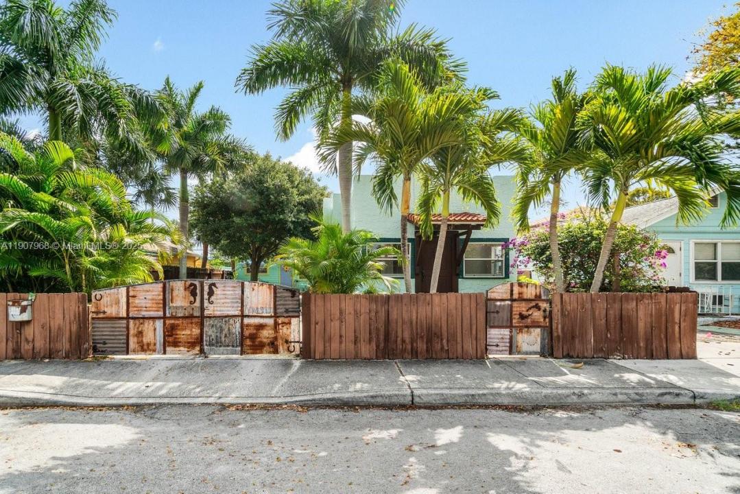 416 S L St 416, Lake Worth, Florida 33460