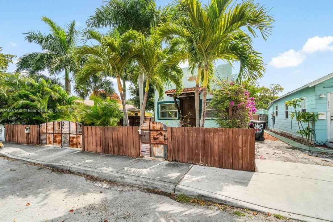 416 S L St 416, Lake Worth, Florida 33460