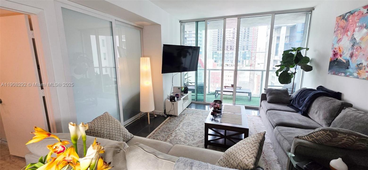 253 NE 2nd St 1601, Miami, Florida 33132, Amerika Birleşik Devletleri