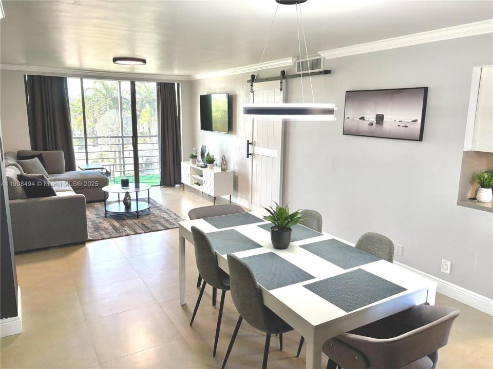 20500 W Country Club Dr 501, Aventura, فلوريدا 33180, الولايات المتحدة