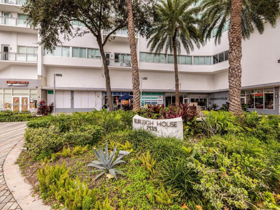 7135 Collins Ave 523, Miami Beach, Florida 33141, HOA KỲ