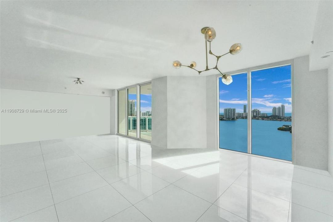 3301 NE 183rd St 2007, Aventura, フロリダ 33160, アメリカ合衆国