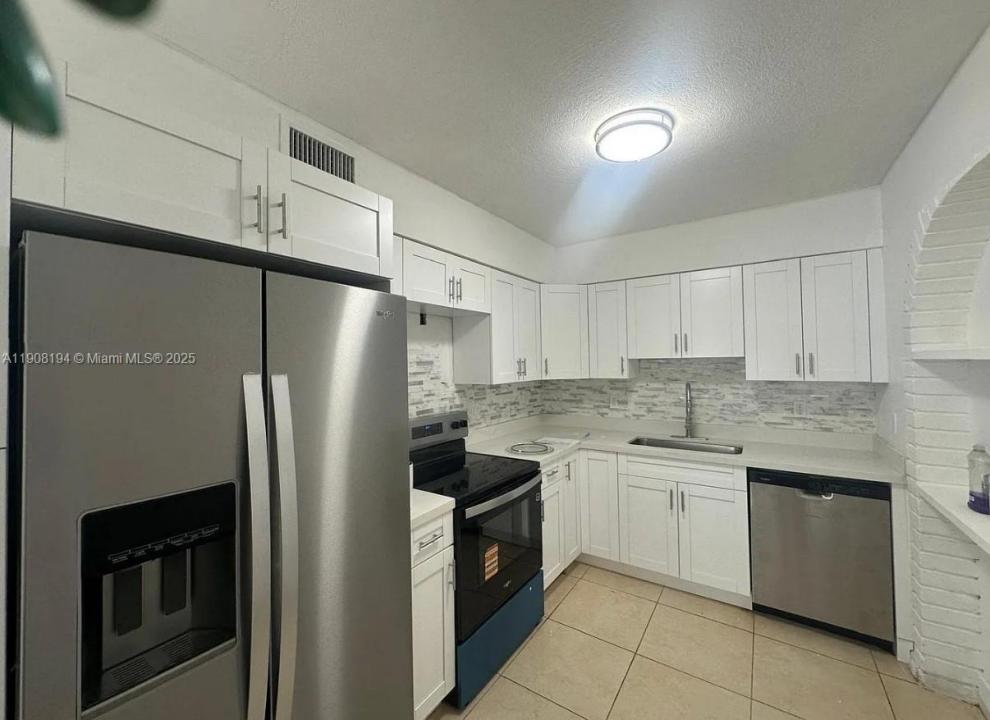 700 SW 67th Ave, Pembroke Pines, Floride 33023, États-Unis