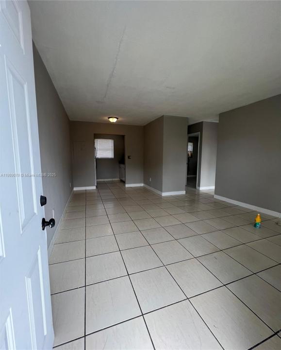 1286 NW 59th St, Miami, フロリダ 33142, アメリカ合衆国