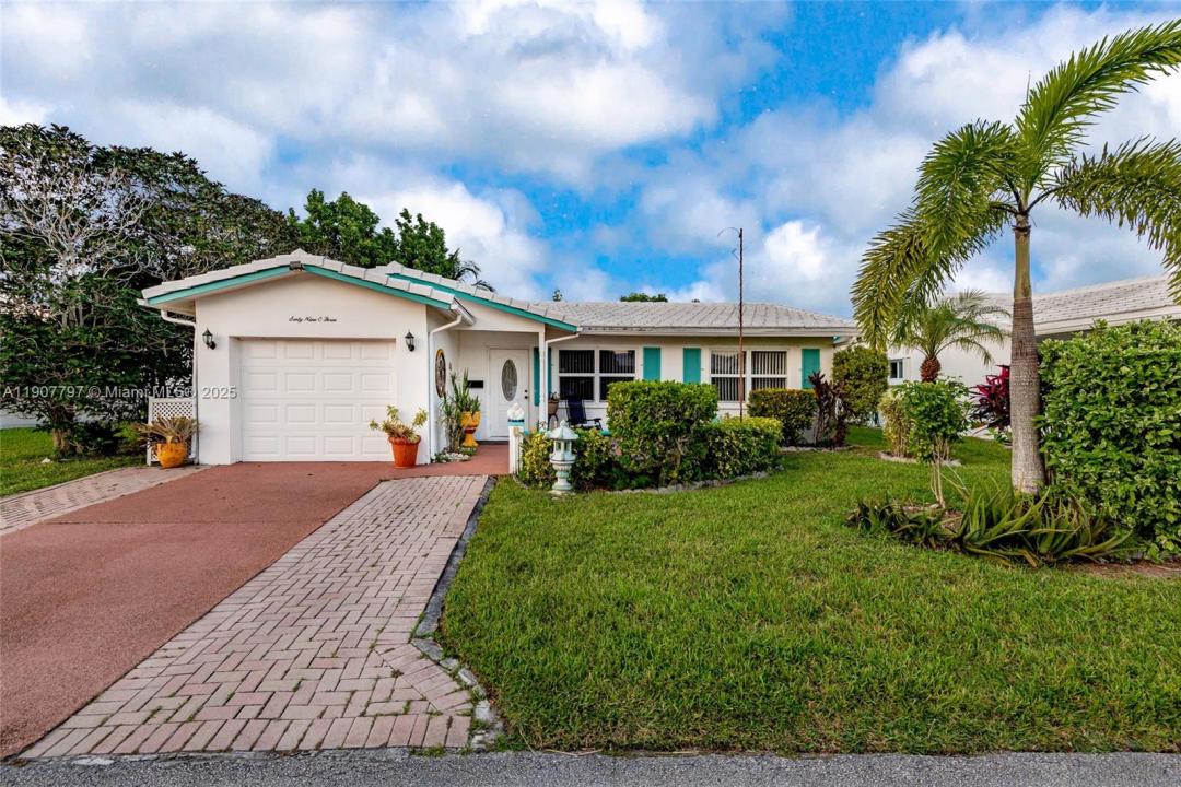 6903 NW 74th Pl, Tamarac, פלורידה 33321, ארצות הברית של אמריקה