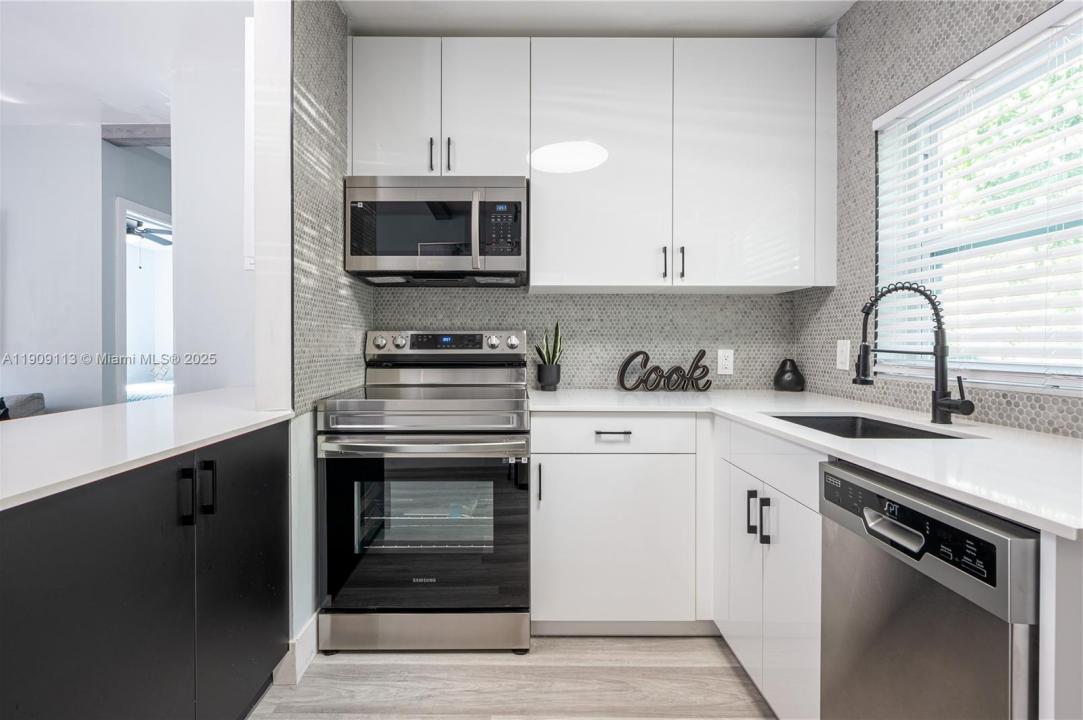 1236 NE 16th Ave, Fort Lauderdale, Flórida 33304, Estados Unidos