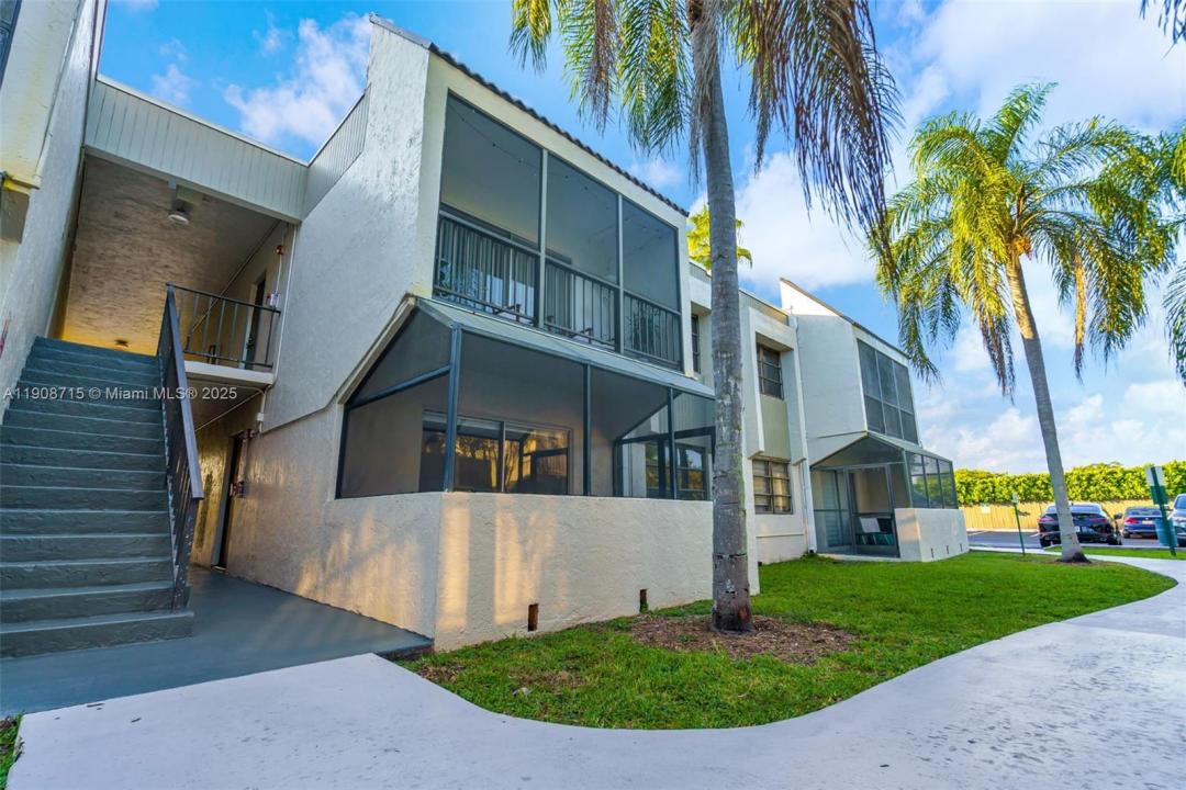 7929 SW 104th St, 111E, Miami, Florida 33156, Amerika Birleşik Devletleri