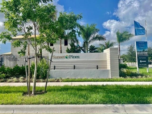 15929 SW 2nd Pl, Pembroke Pines, Florida 33027, Stati Uniti