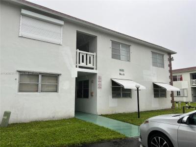 1521 NW 43rd Ave 107, Lauderhill, Florida 33313, USA
