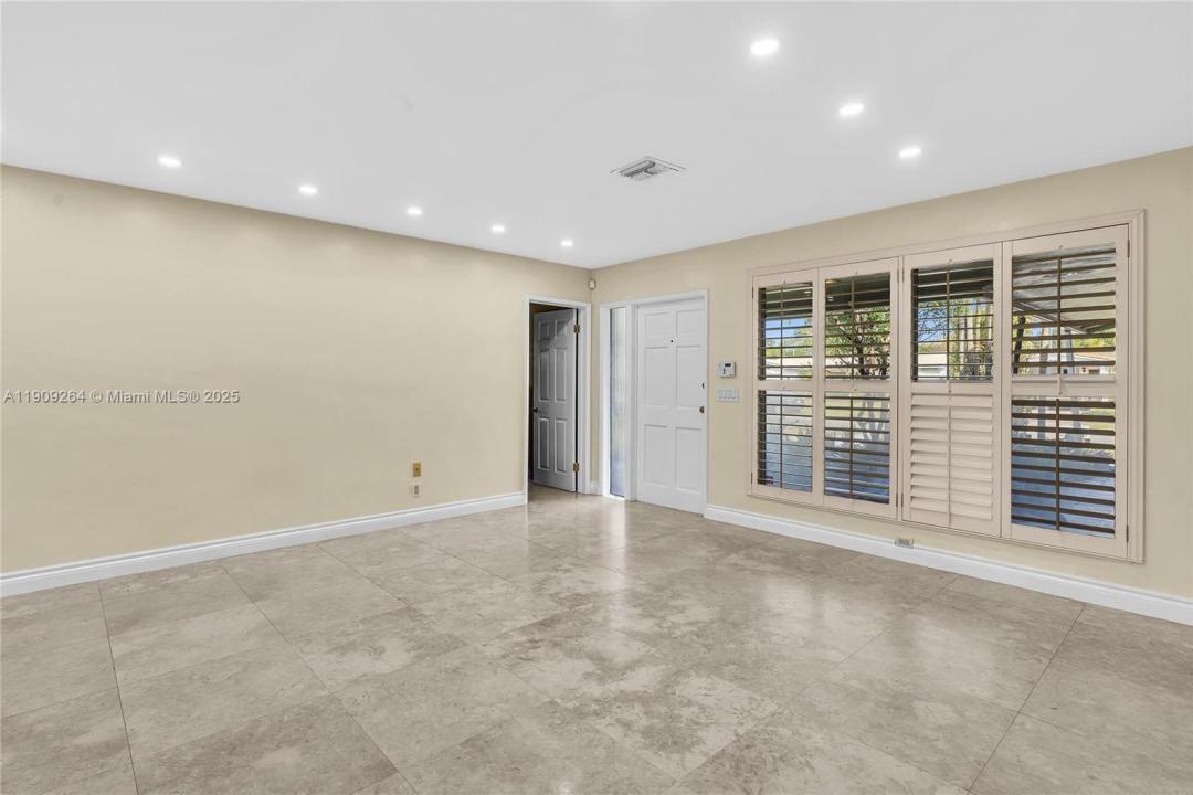 2114 N 44th Ave, Hollywood, 佛罗里达州 33021, 美国