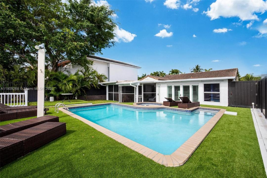 7701 NE 8th Ave, Miami, Florida 33138, HOA KỲ