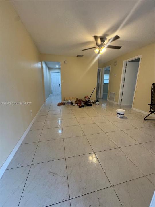 5700 NW 15th St 2, Lauderhill, فلوريدا 33313, الولايات المتحدة