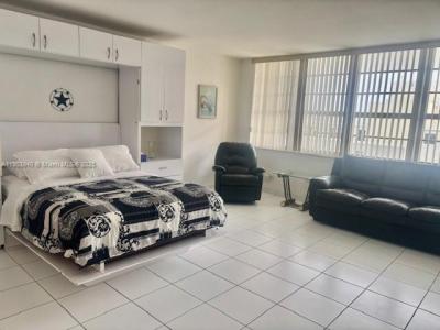 100 Lincoln Rd 1030, Miami Beach, Florida 33139, USA