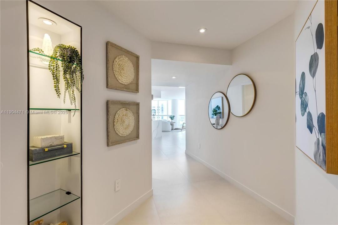 6301 Collins Ave 1405, Miami Beach, Florida 33141