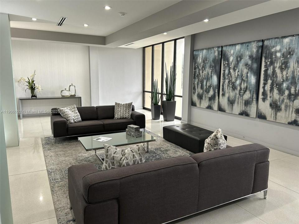 20379 W Country Club Dr 1035, Aventura, Floride 33180, États-Unis