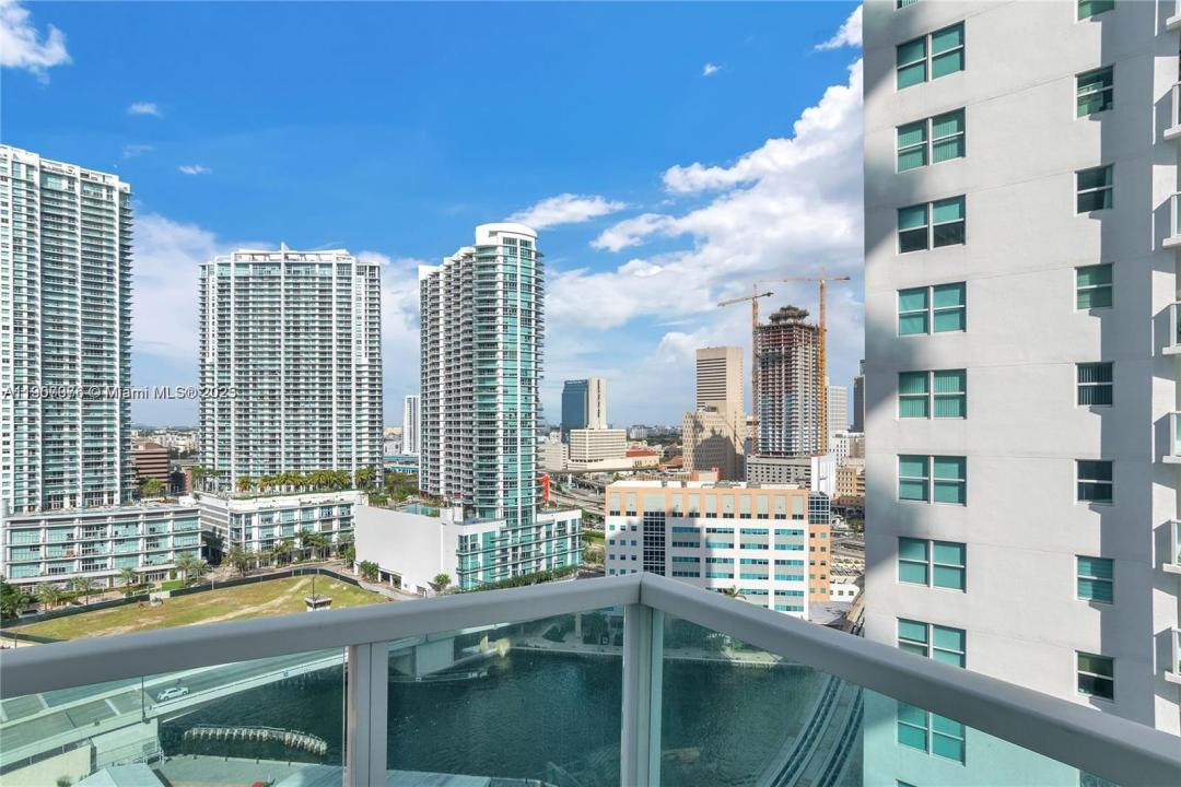 41 SE 5th St 1217, Miami, Florida 33131, Stati Uniti
