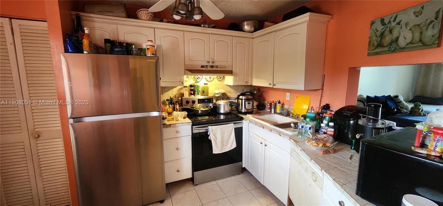 1680 NE 191st St 415, Miami, 佛罗里达州 33179, 美国