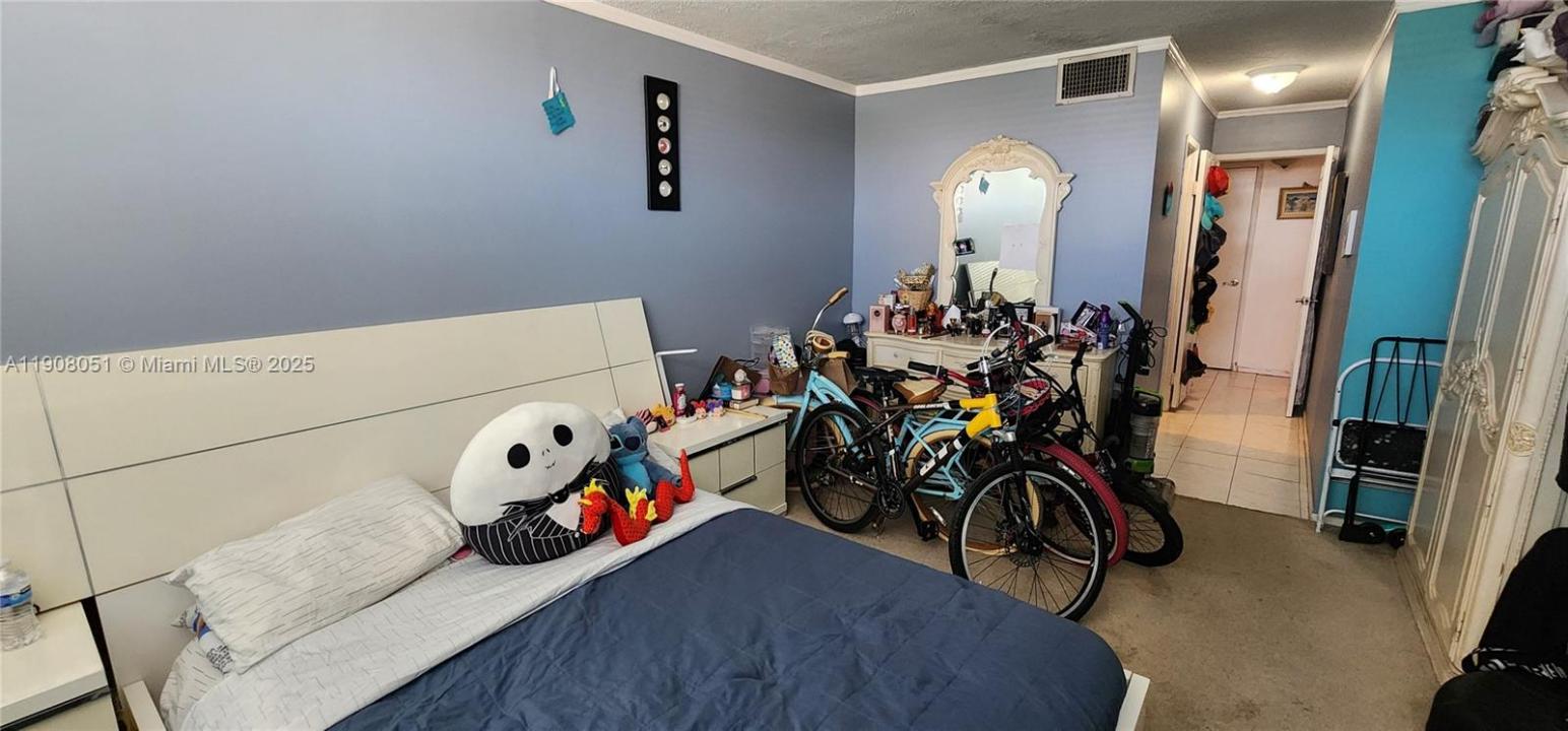 1680 NE 191st St 415, Miami, 佛罗里达州 33179, 美国